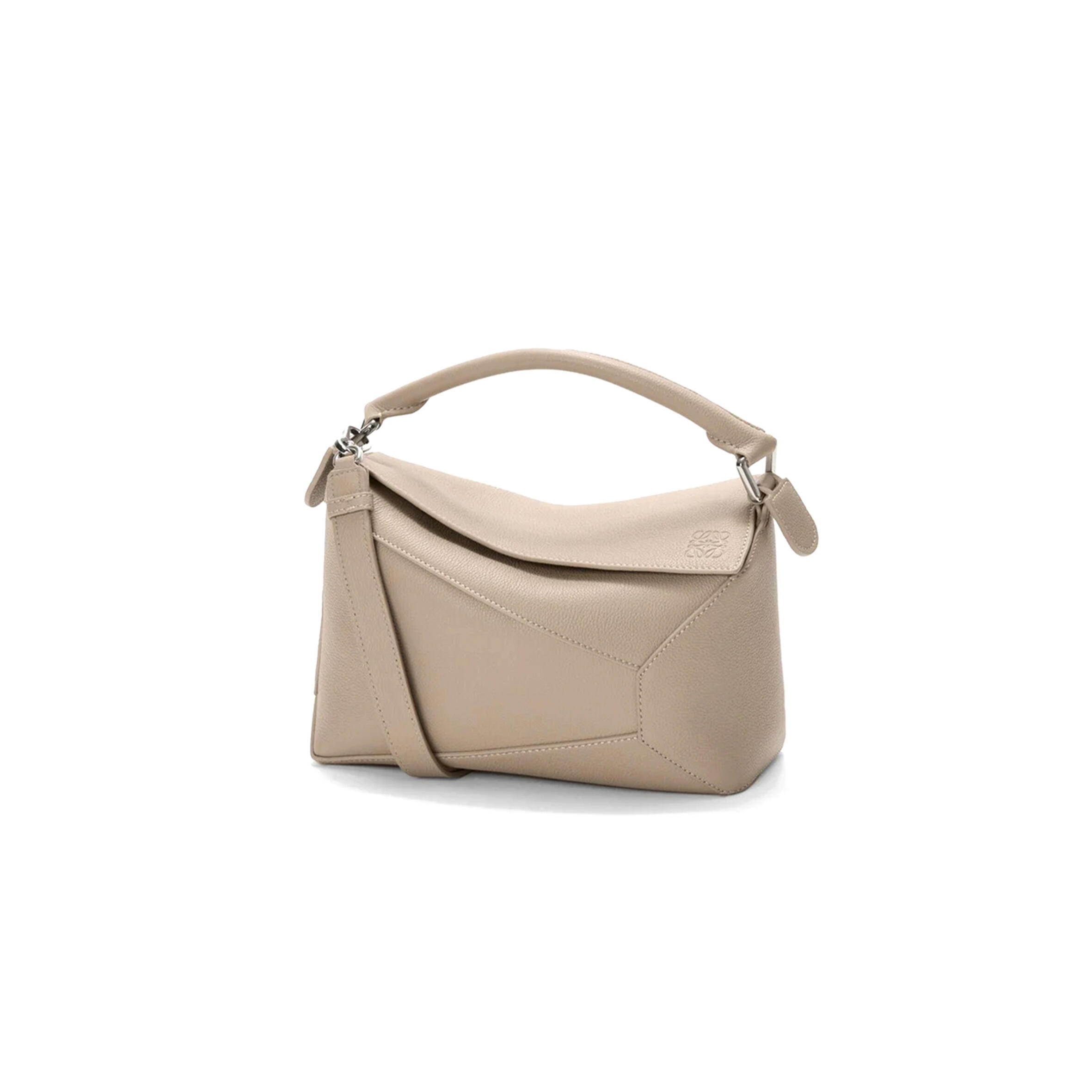 L0ew* small puzzle edge bag in soft grained calfskin a510p60xaw (24*16.5*10.5cm)